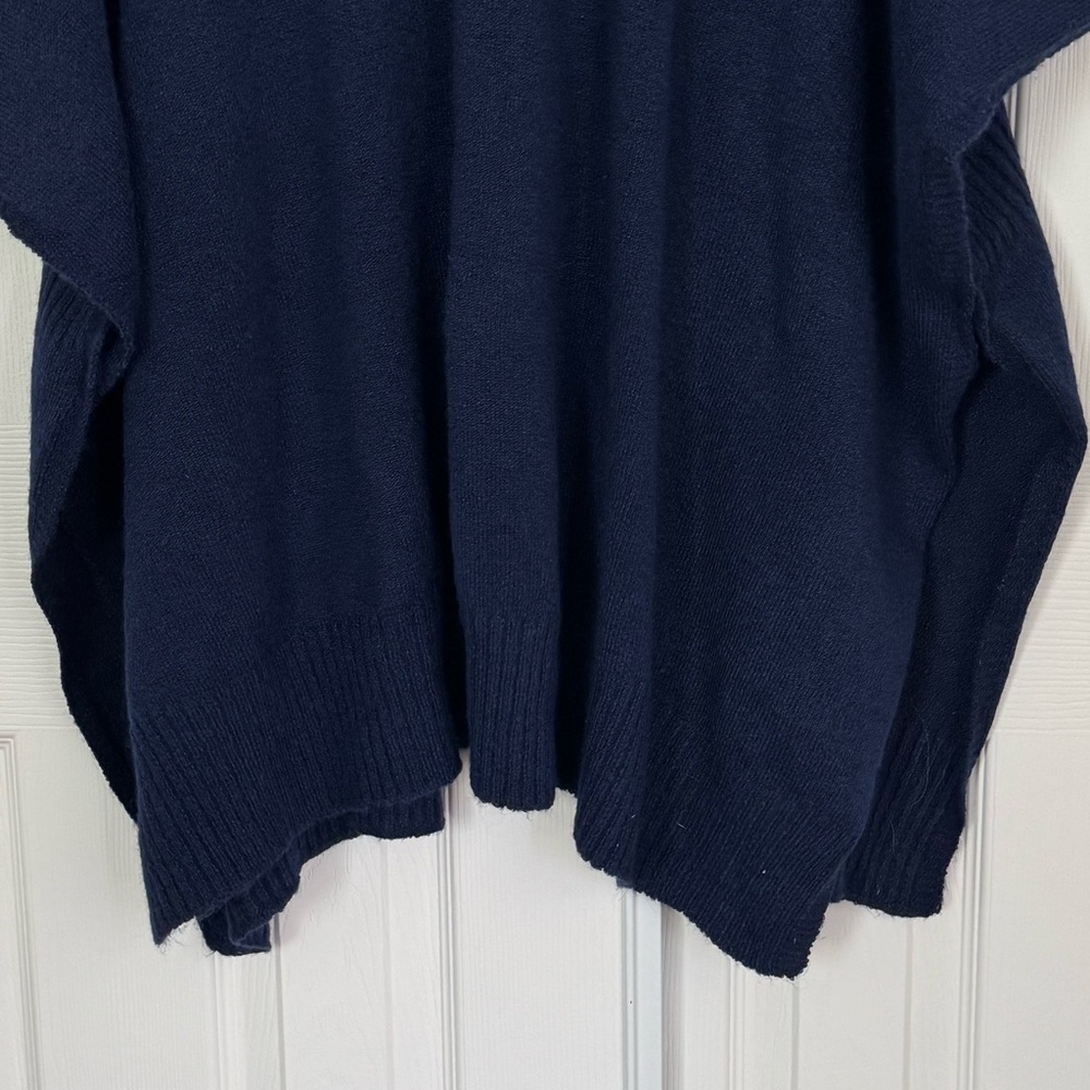 Nordstrom Ribbed Blue Stretch Polyester Blend Ruana Poncho Size OS New - Picture 9 of 15